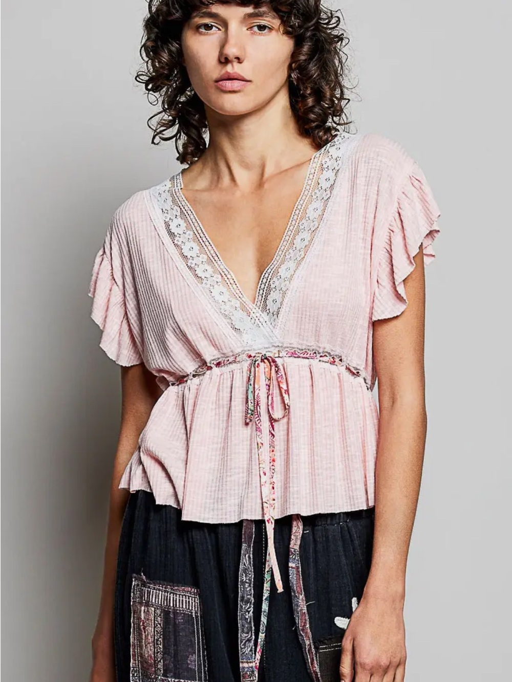 🆕🤍POL PINK BOHO TOP
